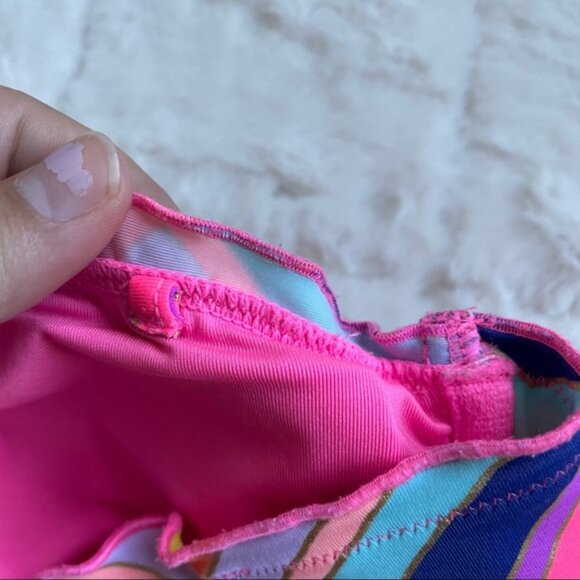 Victoria's Secret | Rainbow Foil Ruffle Chevron Stripe Bikini Top | Size Large - Picture 12 of 12